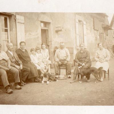 Famille Jacques Bolusset à la Chassagne